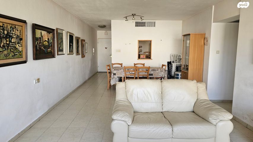 דירה, הדר, רמת השרון