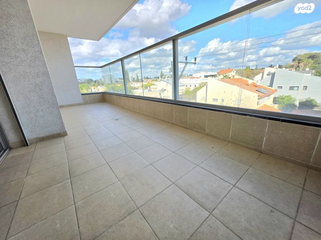 הרצליה הצעירה