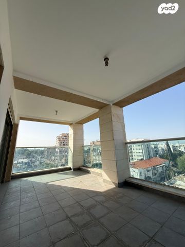 דירה, מרכז דרום, רעננה