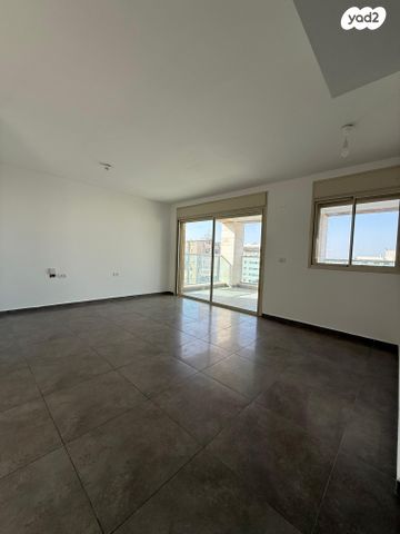 מודעת נכס, לוי אשכול, מרכז דרום, רעננה