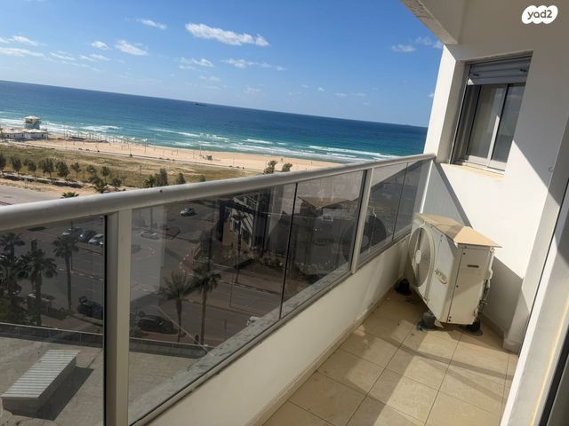 מודעת נכס, הטיילת, רובע א', אשדוד