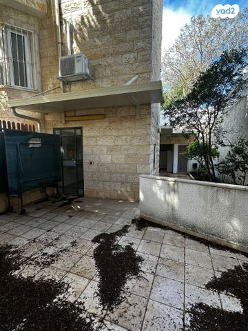 שדרות אבא חושי 