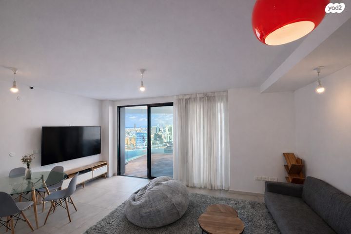 מודעת נכס, מונטיפיורי, הרכבת, תל אביב יפו