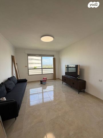 שלום שבזי 21