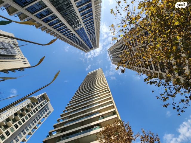 ניסים אלוני 4