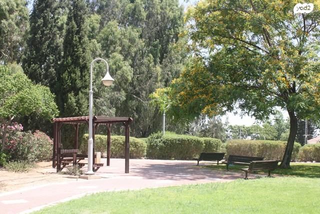 מודעת נכס, פרדס חנה כרכור