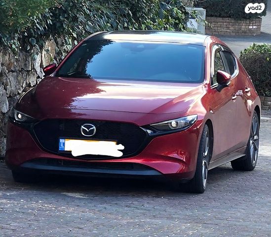 מודעת רכב מאזדה 3