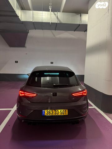 מודעת רכב סיאט לאון