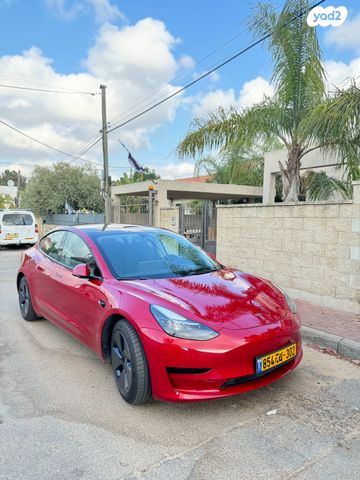 מודעת רכב טסלה מודל 3