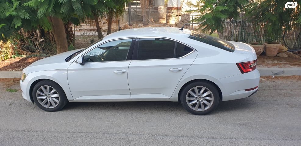 מודעת רכב סקודה סופרב