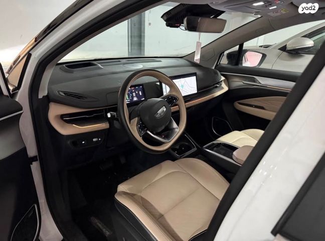 מודעת רכב ג׳ילי Geometry C