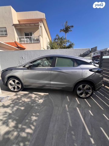 מודעת רכב ג׳ילי Geometry C