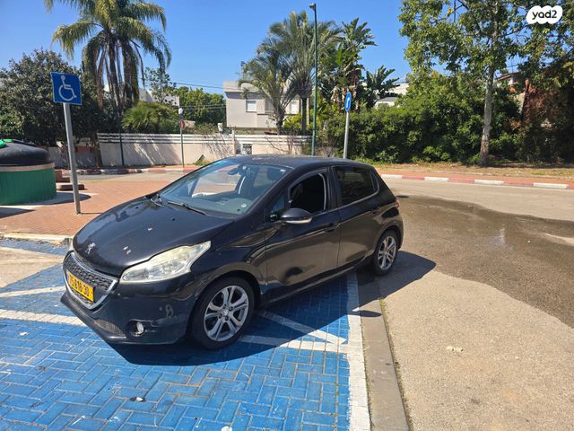 מודעת רכב פיג'ו 208