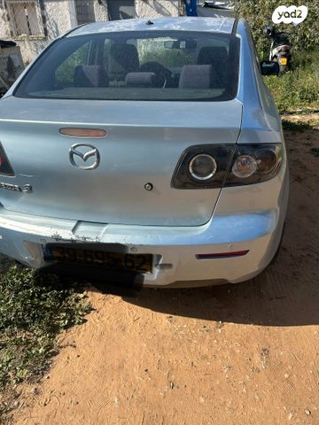 מודעת רכב מאזדה 3