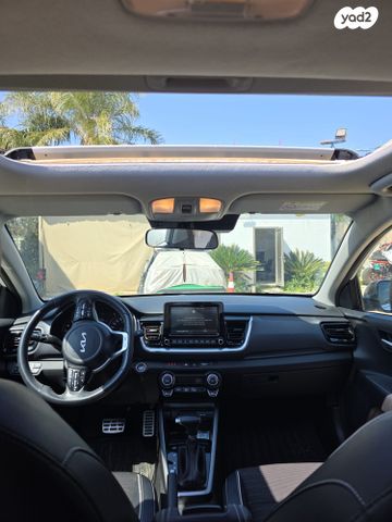 מודעת רכב קיה סטוניק