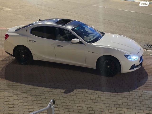 גיבלי אוט׳ בנזין 3.0 (330 כ״ס)