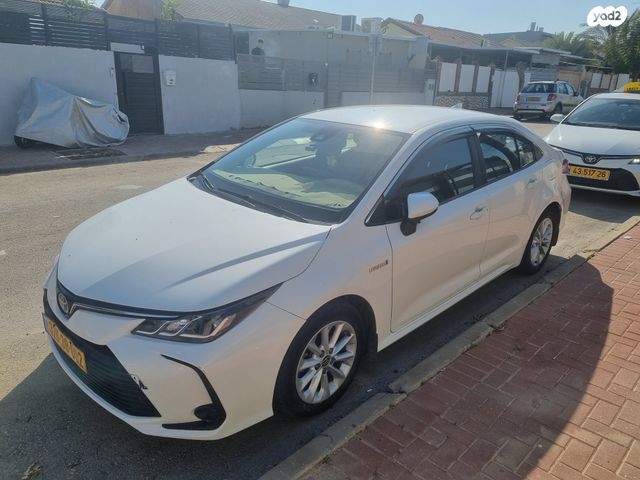 מודעת רכב טויוטה קורולה