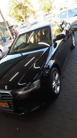 מודעת רכב אאודי A4