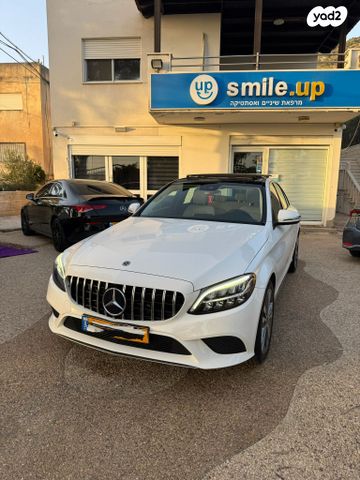 מודעת רכב מרצדס-בנץ C-class