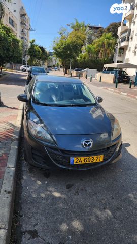 מודעת רכב מאזדה 3