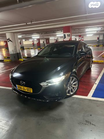 מודעת רכב מאזדה 3