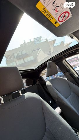 מודעת רכב טויוטה יאריס