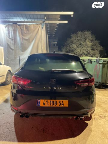 מודעת רכב סיאט לאון