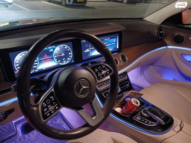 מודעת רכב מרצדס-בנץ E-class