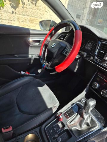 מודעת רכב סיאט לאון