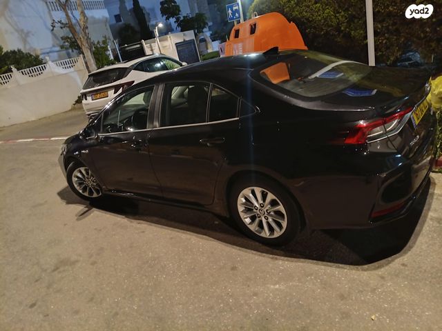 מודעת רכב טויוטה קורולה