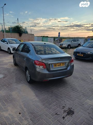 מודעת רכב מיצובישי אטראז'