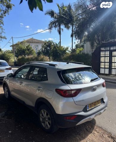 מודעת רכב קיה סטוניק