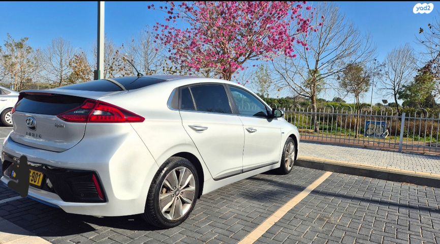 מודעת רכב יונדאי איוניק