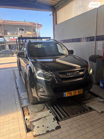 מודעת רכב איסוזו די-מקס