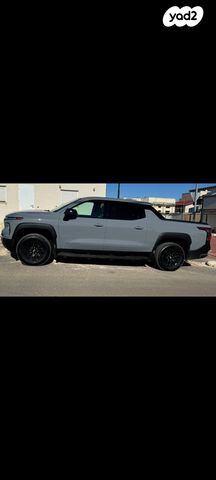 מודעת רכב שברולט סילברדו EV