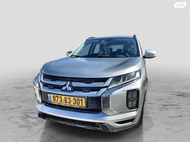 מודעת רכב מיצובישי ASX