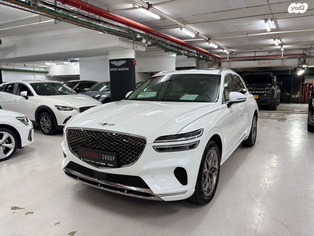 מודעת רכב ג'נסיס GV70