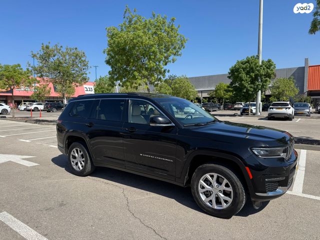 מודעת רכב ג'יפ גרנד צ'ירוקי