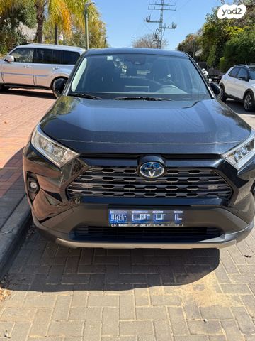 מודעת רכב טויוטה RAV4