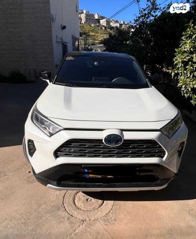 מודעת רכב טויוטה RAV4