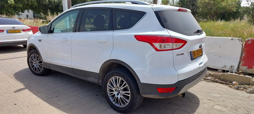 מודעת רכב פורד קוגה