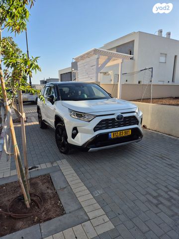 מודעת רכב טויוטה RAV4
