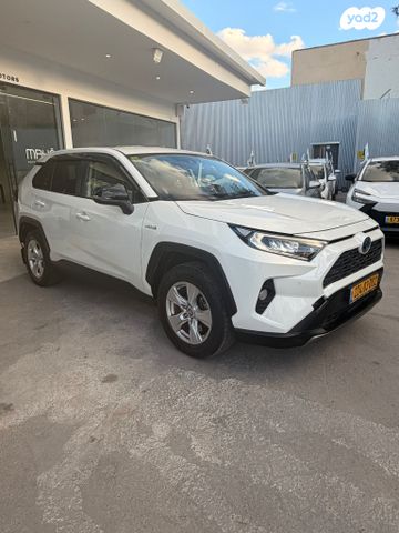 מודעת רכב טויוטה RAV4