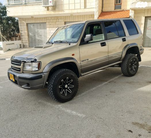 מודעת רכב איסוזו טרופר