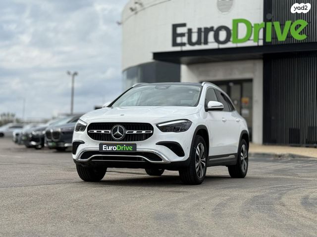 מודעת רכב מרצדס-בנץ GLA