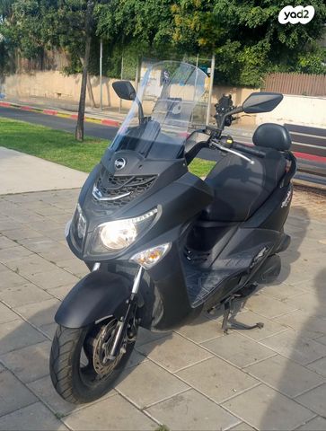 מודעת רכב סאן יאנג ג'וי רייד 200