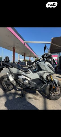מודעת רכב הונדה X-ADV750
