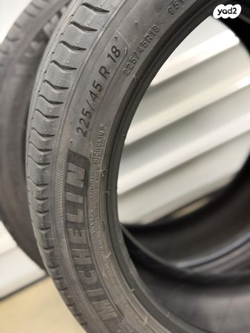 feedItemObj.data.row_1