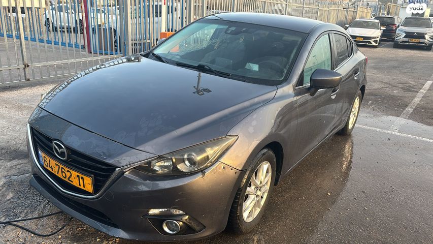 מודעת רכב מאזדה 3