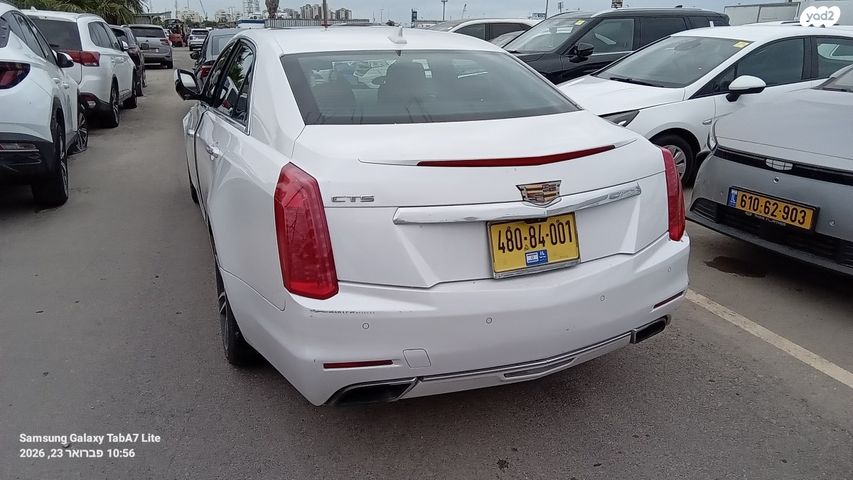 מודעת רכב קאדילק CTS 2
